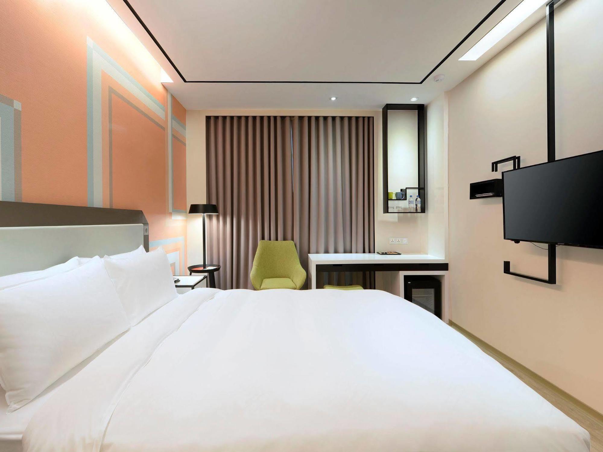 Uinn Business Hotel-Shihlin Taipei Exterior photo