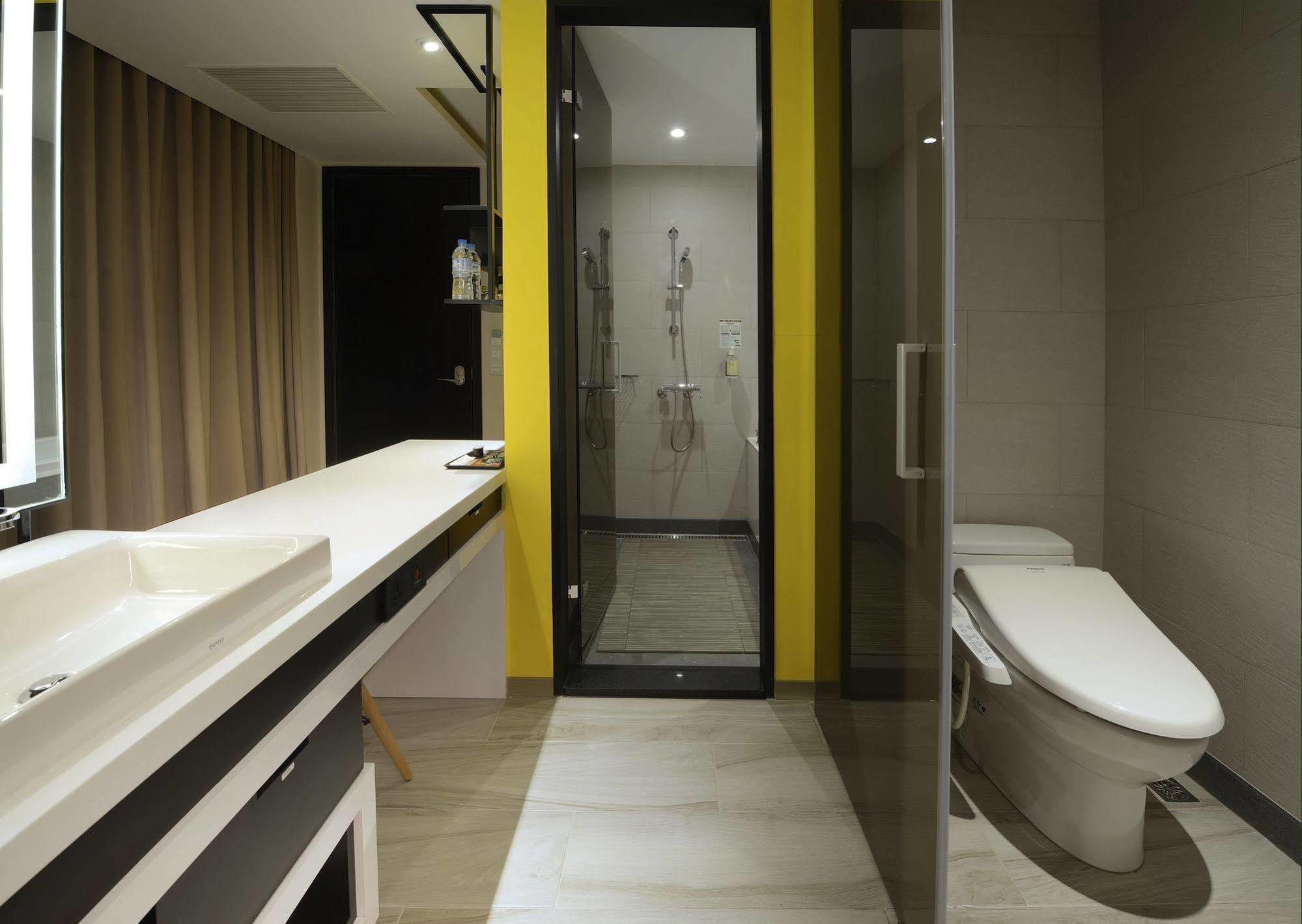 Uinn Business Hotel-Shihlin Taipei Exterior photo